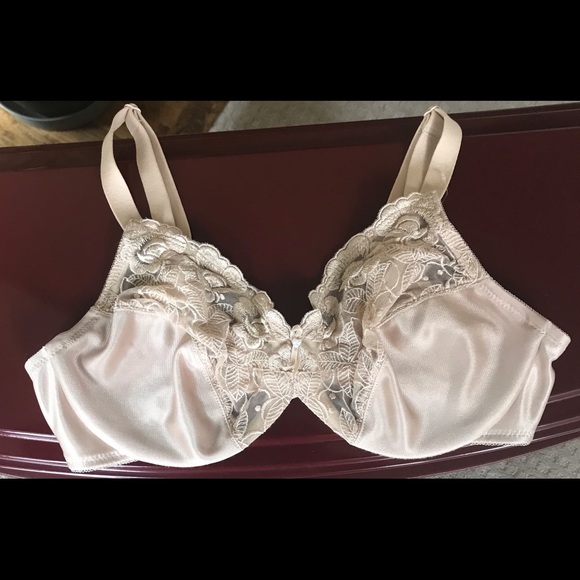 WACOAL 34C Vintage Bra Underwire Non padded - Picture 1 of 3